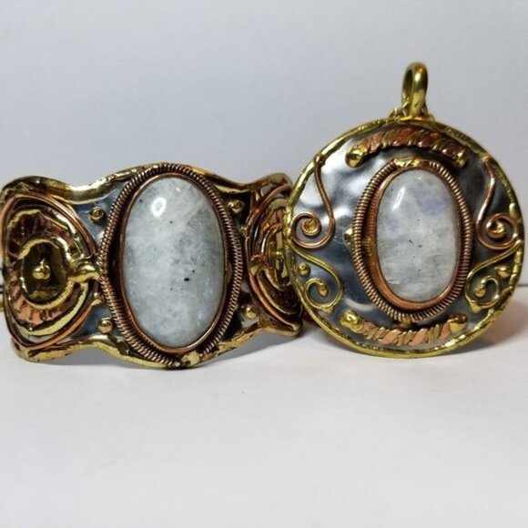 New With Tags Artisan Crafted Natural Moonstone Necklace and Cuff Bracelet SET - Picture 5 of 14